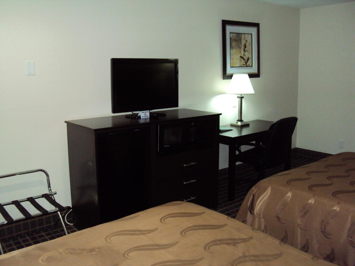 Quality Inn Carbondale University Area Exterior foto