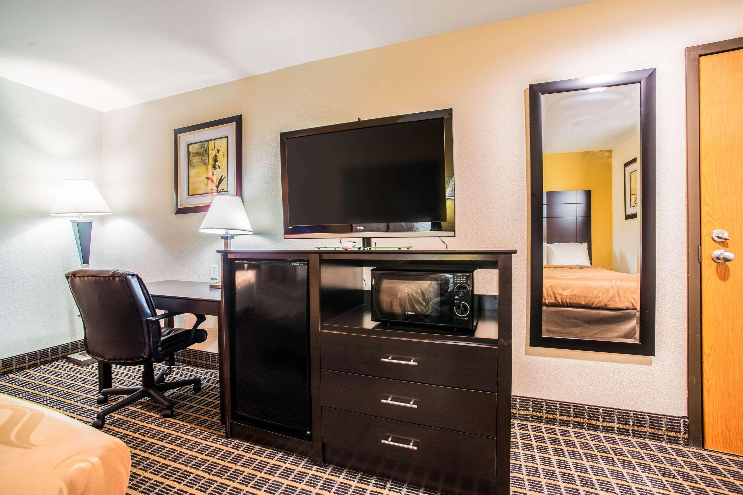 Quality Inn Carbondale University Area Exterior foto
