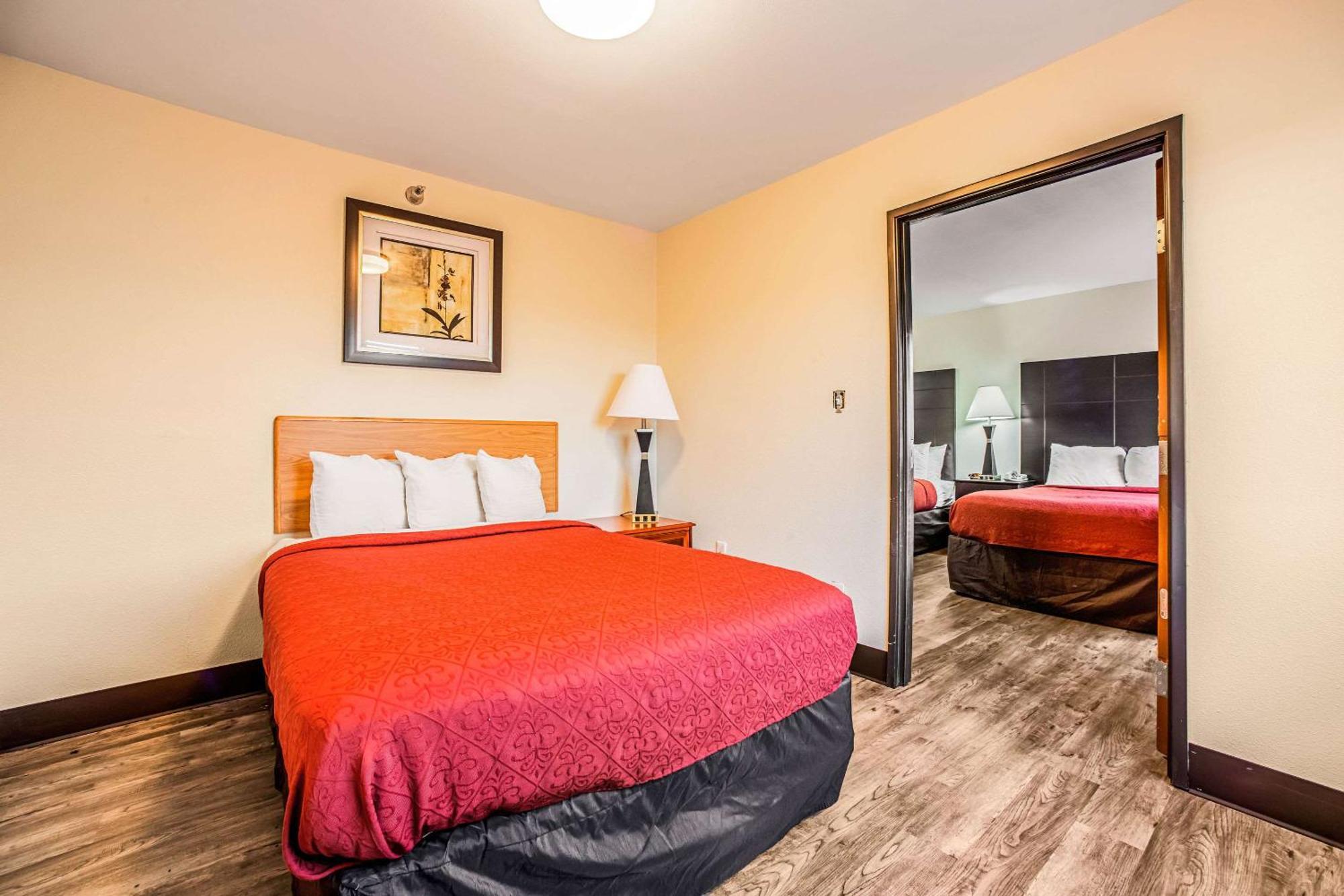 Quality Inn Carbondale University Area Exterior foto