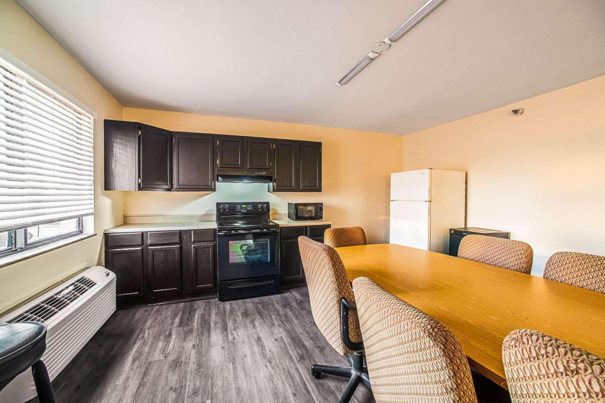 Quality Inn Carbondale University Area Exterior foto