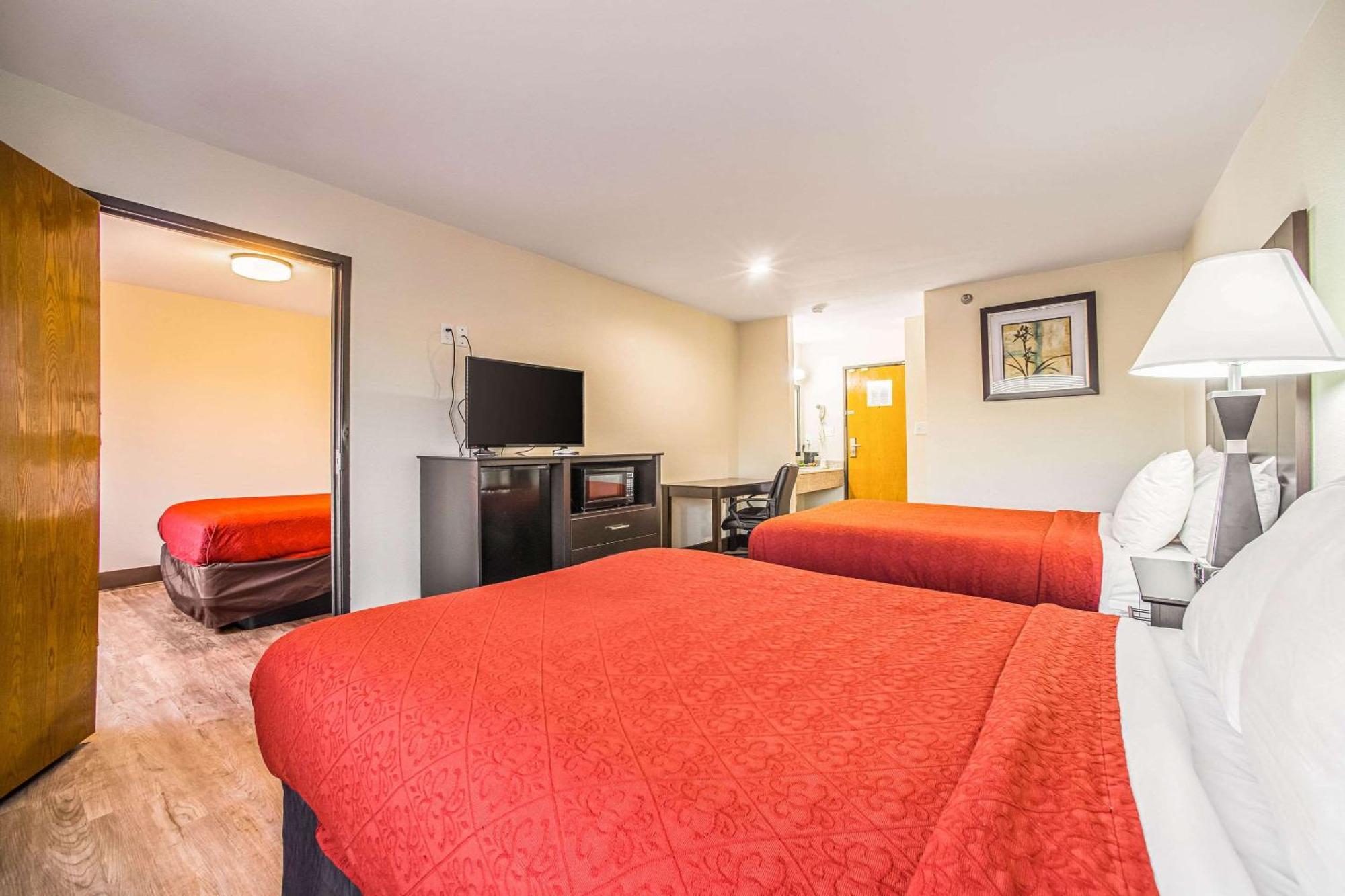 Quality Inn Carbondale University Area Exterior foto